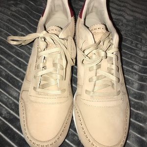 MENS Reebok Sneakers